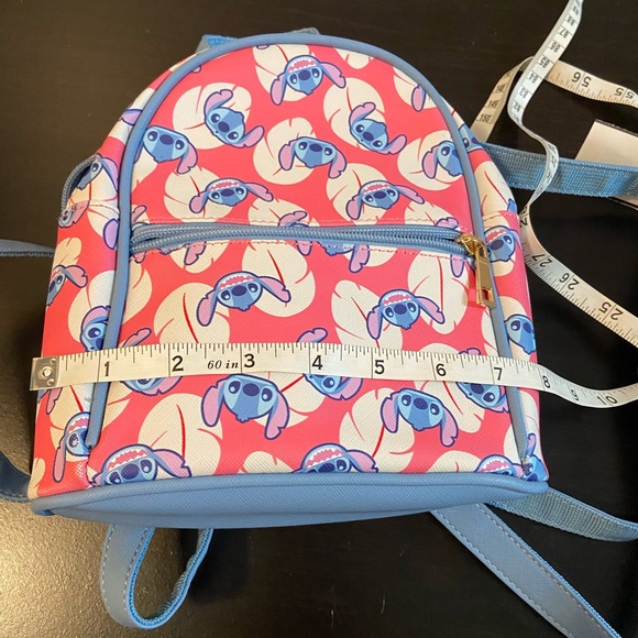 Disney's Lilo and Stitch Mini Backpack Bioworld - Picture 2 of 6